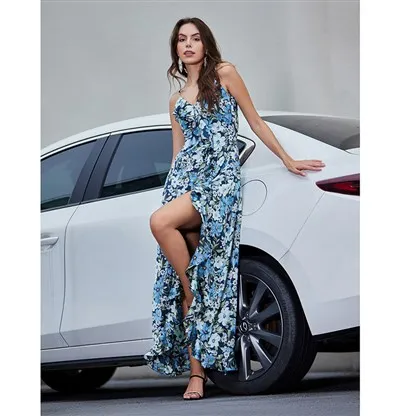 Vestido con tirantes talla grande